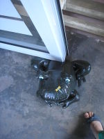 Жаба - подпорка для двери